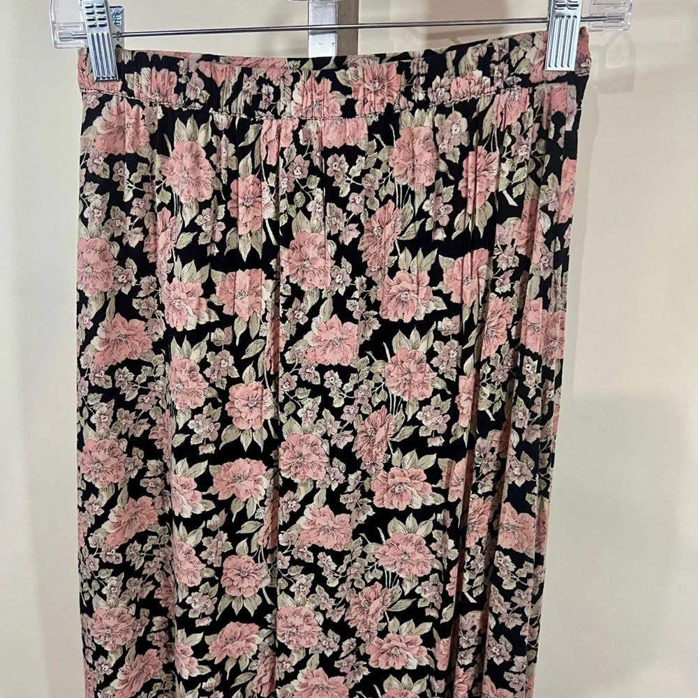 AE American Eagle High-Waisted Black Pink Floral Front Slit Midi Skirt XS
